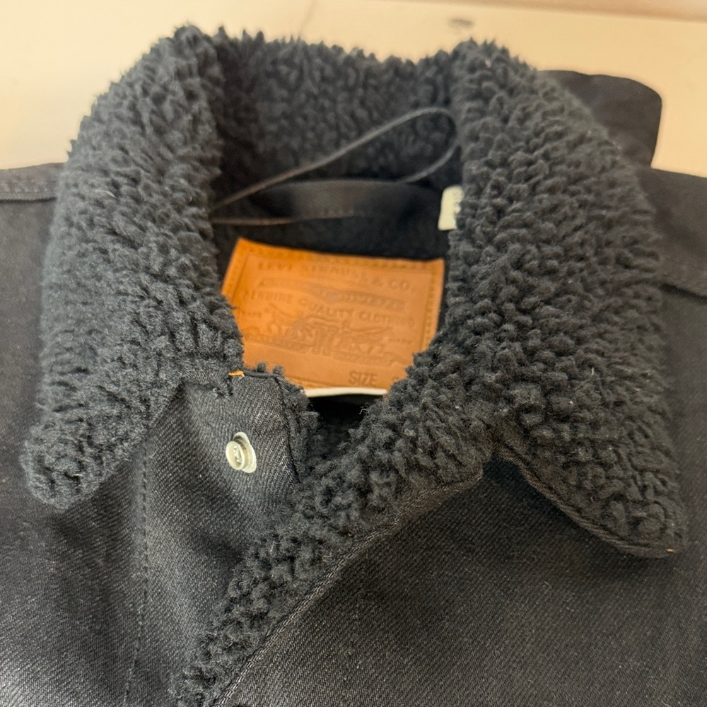 Levi’s TYPE III SHERPA TRUCKER JACKET Unisex, Sherpa, Blackout - Picture 14 of 16